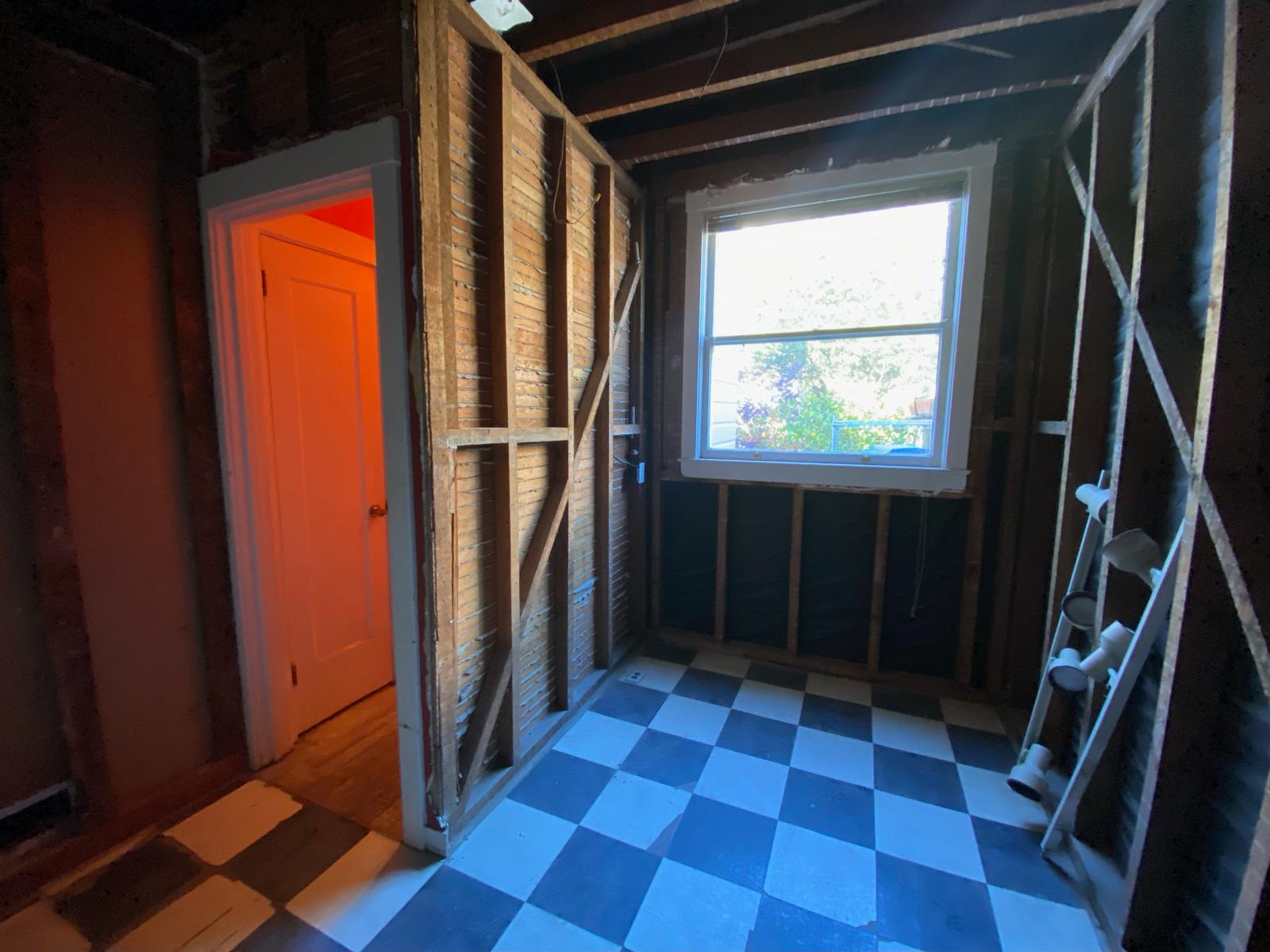 room-renovation-bare-studs-san-ramon